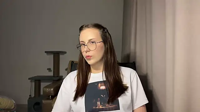 JanelleCourville's cam snapshot