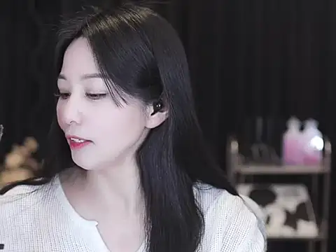 Nuyoah-77's cam snapshot