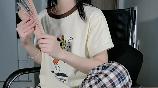 Blu3Moon-'s cam snapshot