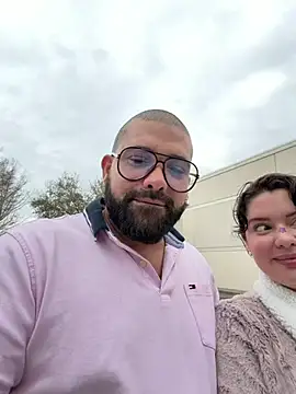 mangolini_parrocini live sex cam