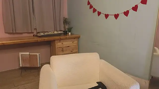 too_sexxxy's cam snapshot