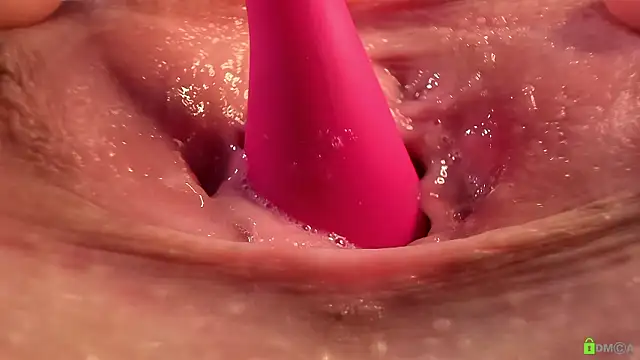 Courtney_Luv live sex cam