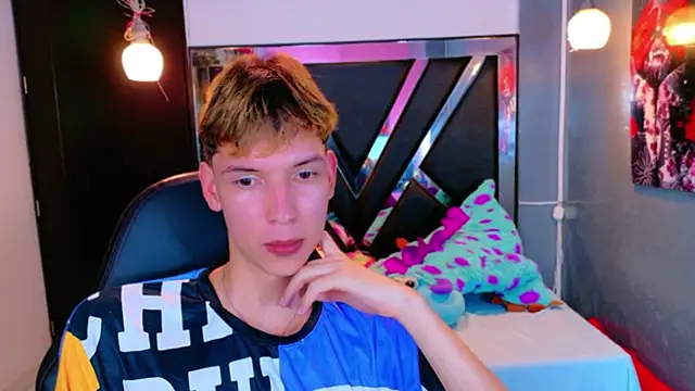 Liam_Green1 live sex cam