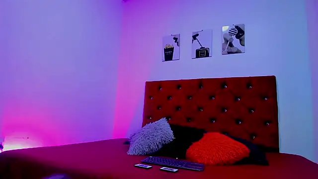 Liamsubtle01 live sex cam