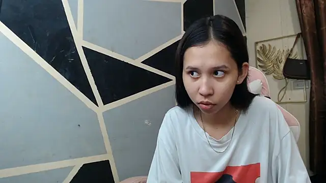 Charming_lexi's cam snapshot