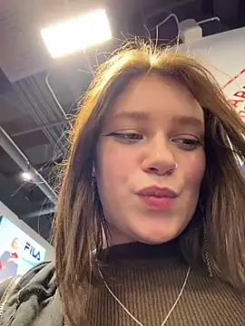 lucy-joy's cam snapshot