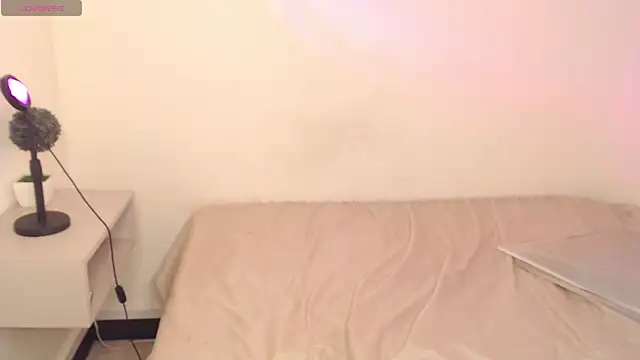 michaela_cox live sex cam