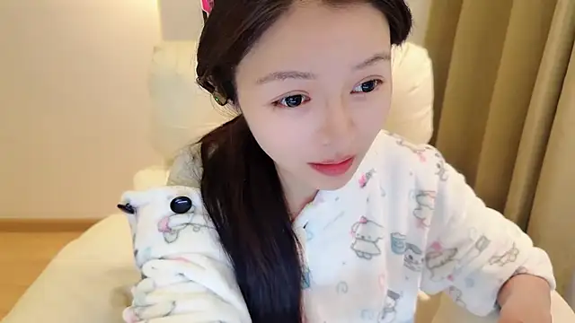 Hello-beibei's cam snapshot