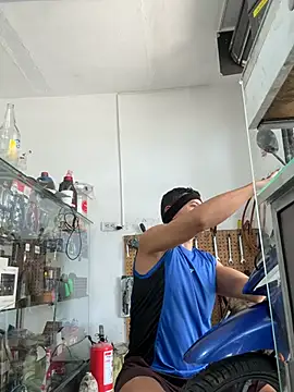 Paul22cm- live sex cam