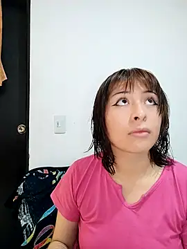 ZarayNero live sex cam