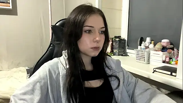 LilyBaby3's cam snapshot