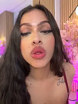 Mila_Hank_'s cam snapshot