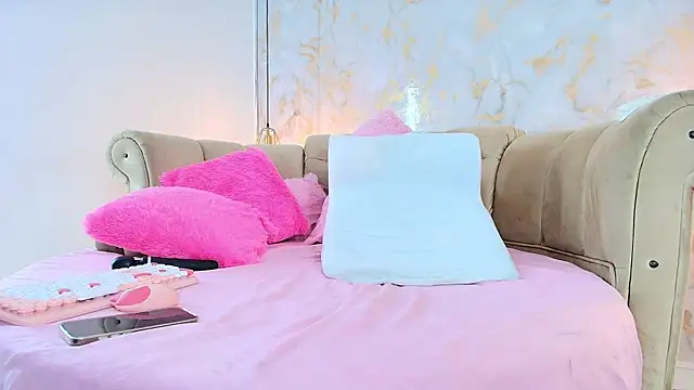 khloeblake's Stripchat show and profile