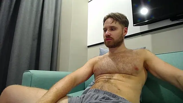 LorenzoLux live sex cam