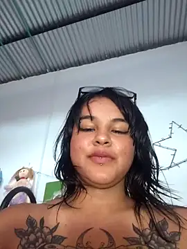 KattalellaGomez live sex cam