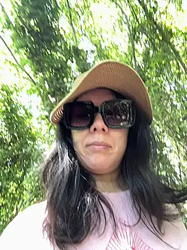 Reinacatchile live sex cam