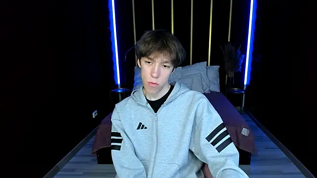 MarkBranston live sex cam