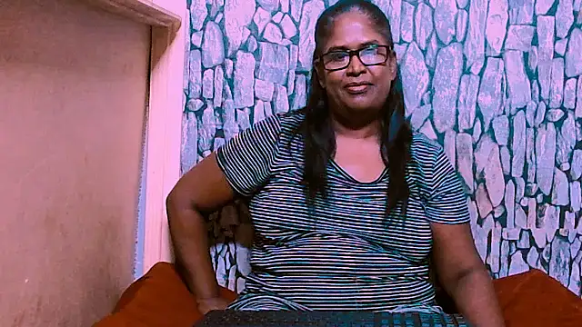 Exotic_indian95's cam snapshot