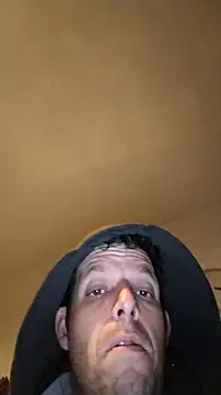 Knuffelstaaff123 live sex cam