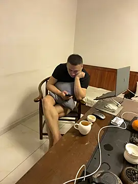 GoldLoge's cam snapshot