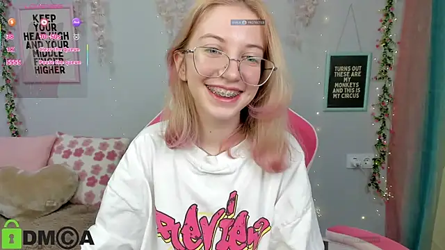 InfernoMia's cam snapshot