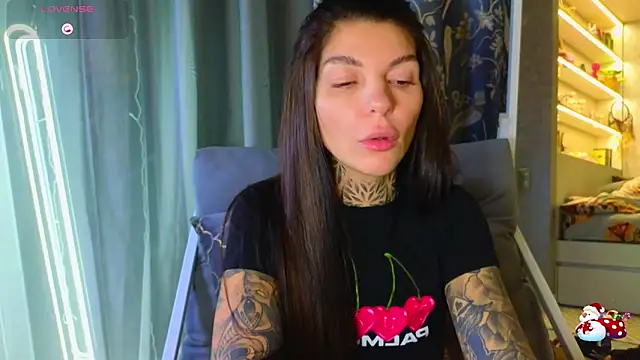 tattooedBabyy live sex cam