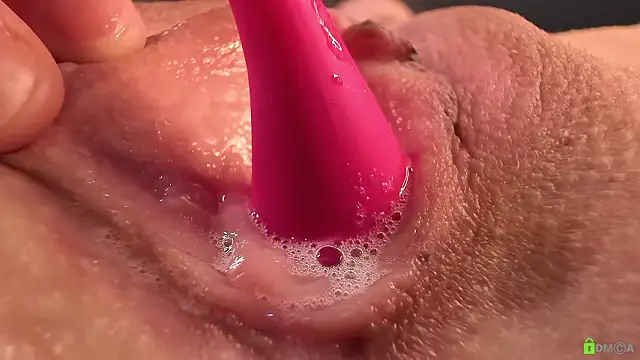 Courtney_Luv live sex cam