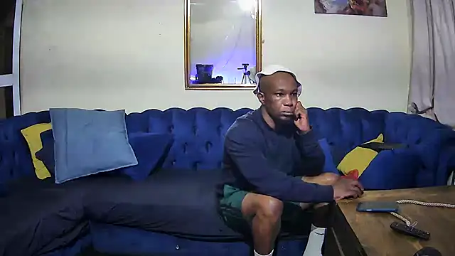 TheeBigPump live sex cam