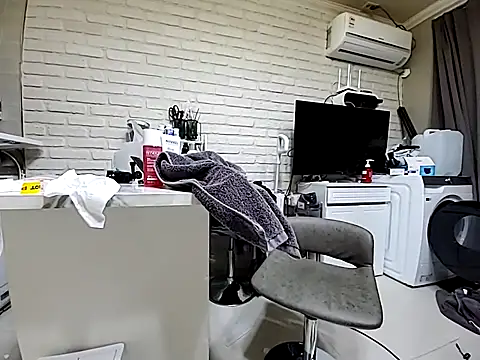 koreanboy2341 live sex cam