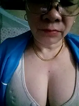 small-house123 live sex cam