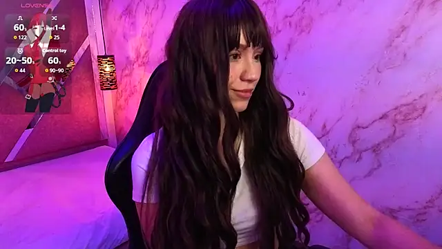 ZharaLux live sex cam