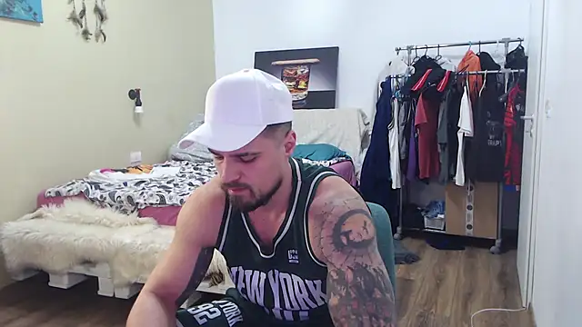 Tiberius_hunk live sex cam