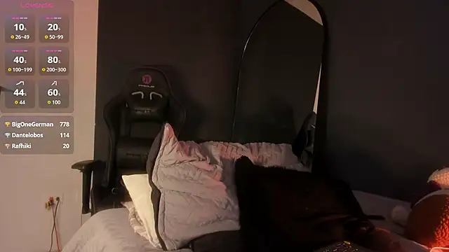 Lucas_eevans live sex cam