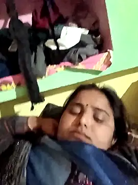 Pooja_hote's cam snapshot