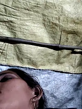 Bhavna8080's cam snapshot