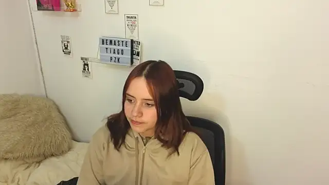 Emily_Lindey live sex cam