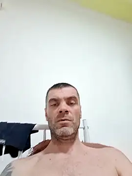 DOMINATOR_SIR-MASTER's cam snapshot