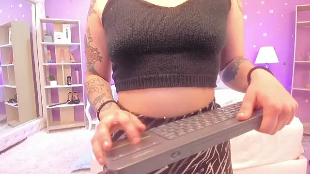 Goldentemptation_ live sex cam