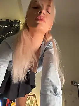 Ella_Charm live sex cam