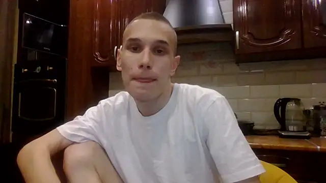 your___honeyy's cam snapshot