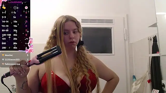 Mia_lou05 live sex cam