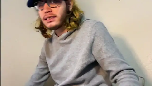 zacthefeetguy's cam snapshot