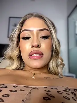 MystiqueXXX live sex cam