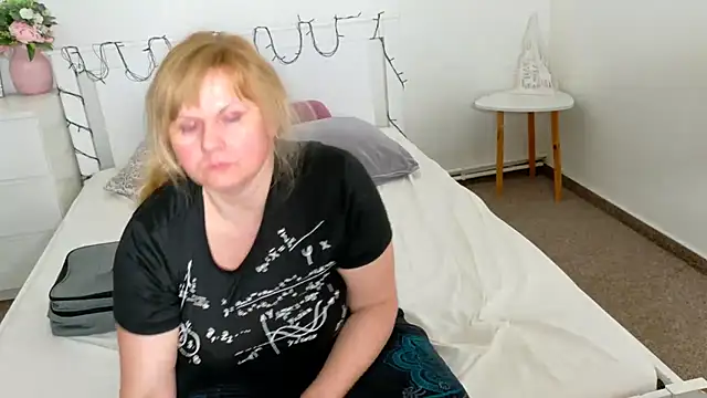 BeaLust's cam snapshot