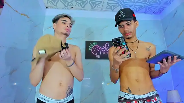 little_alex01 live sex cam