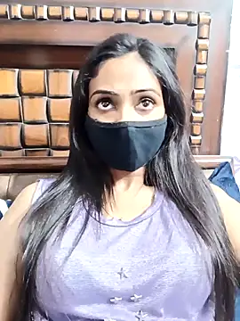 Yours-Bebo's cam snapshot