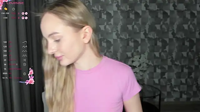 A_delina's cam snapshot