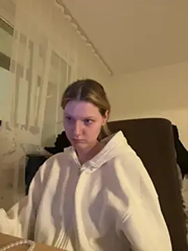 MaryHiggins's cam snapshot