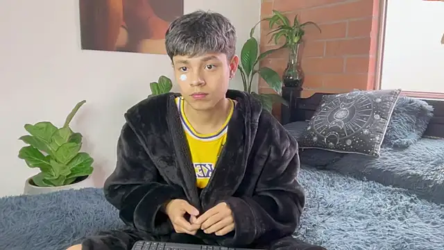 Andy_Belier23 live sex cam