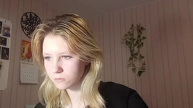 RunawayBr1de's cam snapshot